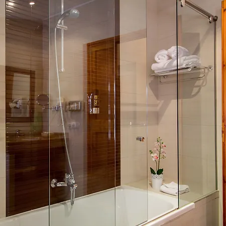 Abril Hotel Sóller